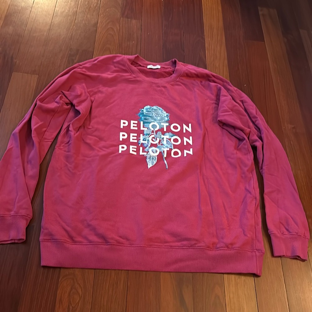 Women’s peloton sweatshirt